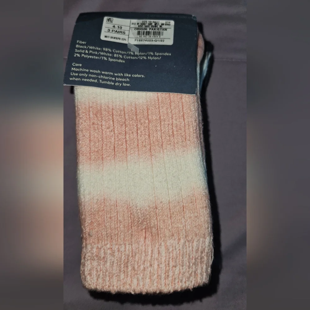 Universal Thread Black and Cream Crew Socks